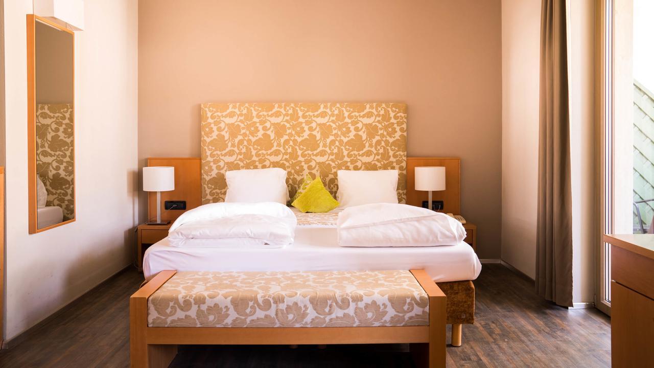 מראנו Flora Hotel & Suites מראה חיצוני תמונה
